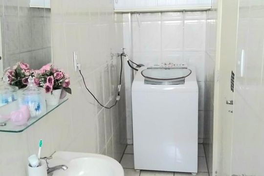 Banheiro de apartamento para alugar com 1 quarto, 48m² em Brás, São Paulo