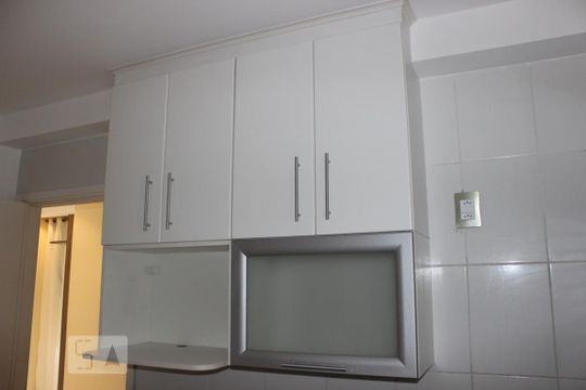 Cozinha de apartamento para alugar com 2 quartos, 50m² em Vila Siqueira, São Paulo