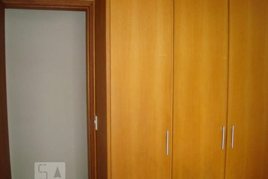 Quarto 1 de apartamento para alugar com 2 quartos, 65m² em Vila Mariana, São Paulo