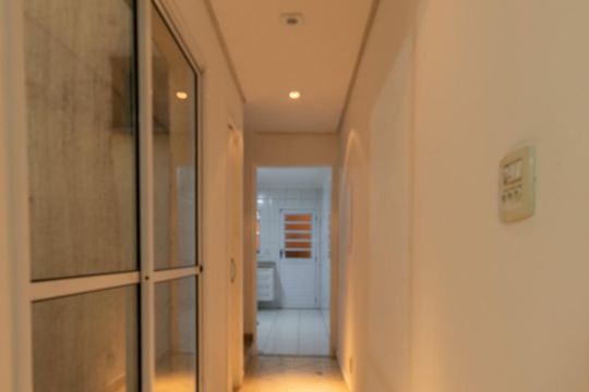 Corredor de casa à venda com 3 quartos, 250m² em Vila Guilhermina, São Paulo