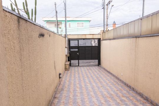 Garagem  de casa à venda com 3 quartos, 250m² em Vila Guilhermina, São Paulo