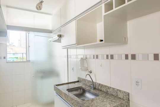 Cozinha de apartamento à venda com 2 quartos, 49m² em Jardim Nova Europa, Campinas