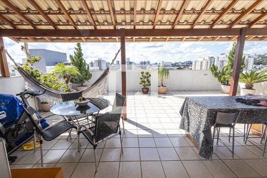 Varanda Gourmet de apartamento à venda com 3 quartos, 184m² em Castelo, Belo Horizonte