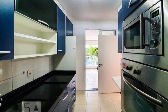 Cozinha de apartamento à venda com 3 quartos, 129m² em Consolação, São Paulo
