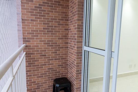 Varanda de apartamento para alugar com 2 quartos, 60m² em Jardim Flor da Montanha, Guarulhos