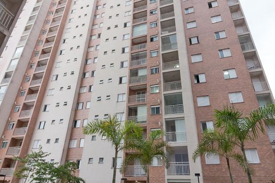 Fachada do bloco de apartamento para alugar com 2 quartos, 60m² em Jardim Flor da Montanha, Guarulhos