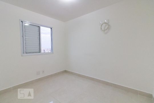 Quarto 1 de apartamento para alugar com 2 quartos, 60m² em Jardim Flor da Montanha, Guarulhos