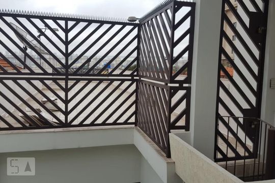 Piso laje de casa para alugar com 3 quartos, 180m² em Penha de França, São Paulo