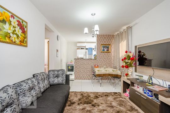 Sala de apartamento para alugar com 2 quartos, 45m² em Cinquentenário, Belo Horizonte