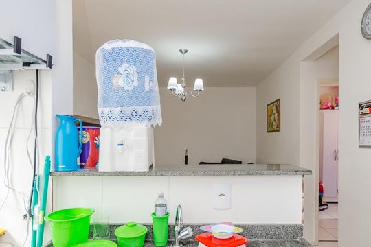 Cozinha de apartamento para alugar com 2 quartos, 45m² em Cinquentenário, Belo Horizonte