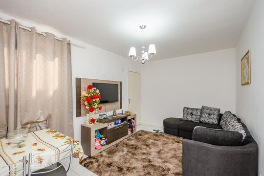 Sala de apartamento para alugar com 2 quartos, 45m² em Cinquentenário, Belo Horizonte