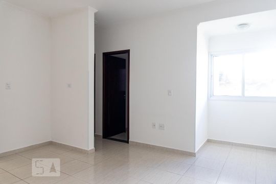 Sala de apartamento à venda com 2 quartos, 50m² em Vila Lucinda, Santo André