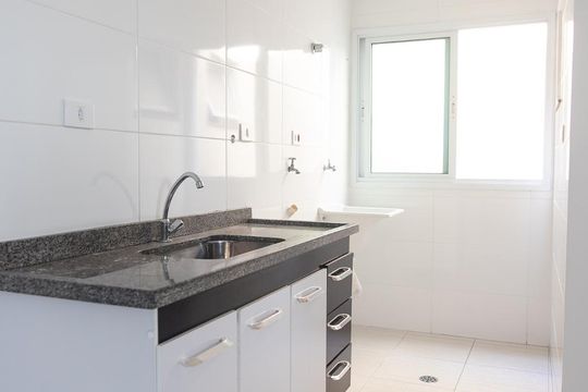 Cozinha de apartamento à venda com 2 quartos, 50m² em Vila Lucinda, Santo André