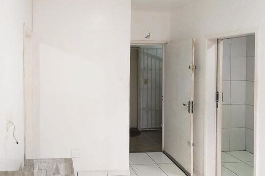 Sala de apartamento à venda com 1 quarto, 40m² em Vila Nova, Porto Alegre