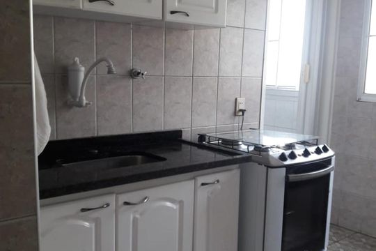 cozinha de apartamento para alugar com 2 quartos, 65m² em Jardim Paulicéia, Campinas