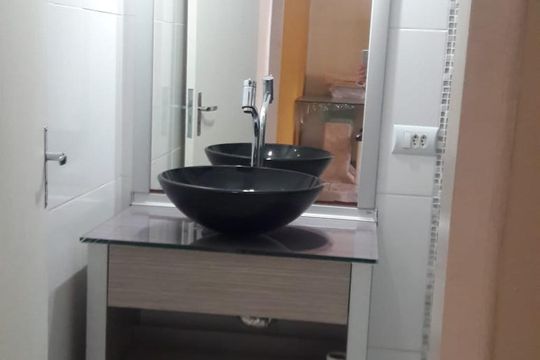 banheiro de apartamento para alugar com 2 quartos, 65m² em Jardim Paulicéia, Campinas