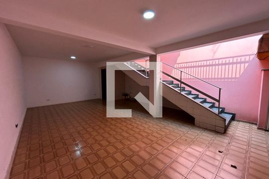 Garagem de casa à venda com 3 quartos, 240m² em Vila Romana, São Paulo