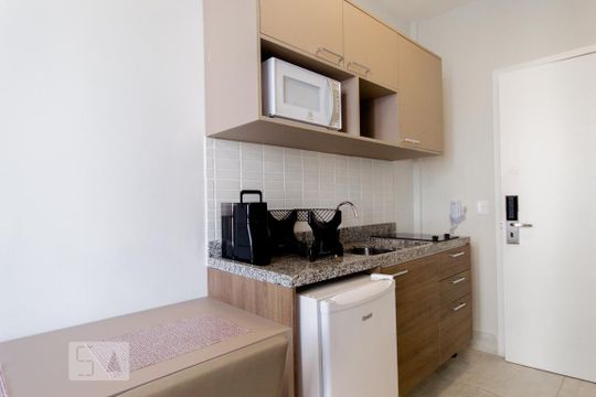 Cozinha de kitnet/studio para alugar com 1 quarto, 20m² em Centro, São Paulo