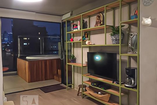 Sala/Varanda de kitnet/studio à venda com 1 quarto, 56m² em Vila Mariana, São Paulo