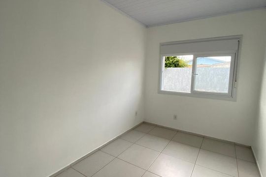 Casa de Condomínio à venda com 2 quartos, 56m² em Niterói, Canoas