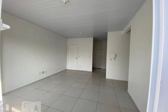Casa de Condomínio à venda com 2 quartos, 56m² em Niterói, Canoas