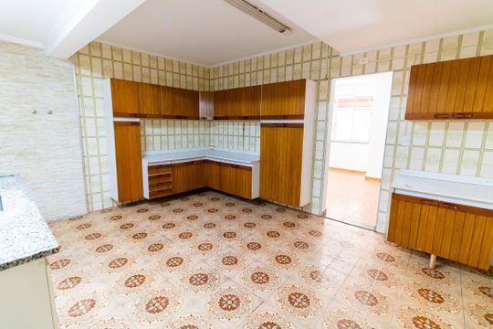 Cozinha de casa de condomínio à venda com 3 quartos, 230m² em Vila Maria Baixa, São Paulo