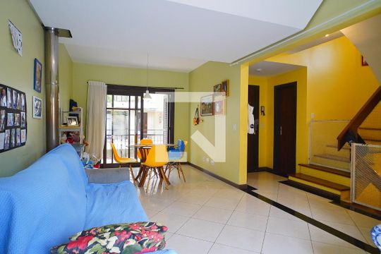 Casa de Condomínio à venda com 4 quartos, 250m² em Tristeza, Porto Alegre