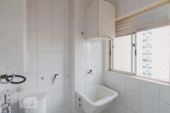 Área de serviço de apartamento para alugar com 2 quartos, 60m² em Tatuapé, São Paulo