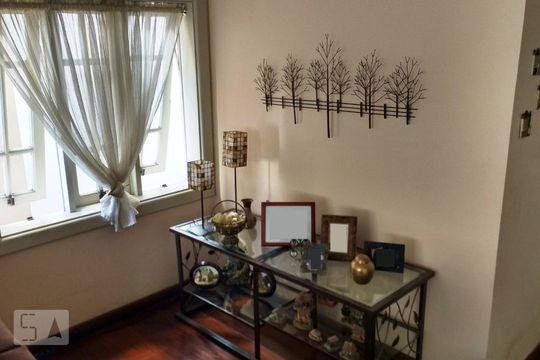 Casa de Condomínio para alugar com 4 quartos, 500m² em Jardim Ampliação, São Paulo