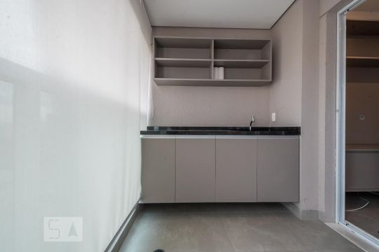 Varanda de kitnet/studio para alugar com 1 quarto, 33m² em Brooklin Paulista, São Paulo