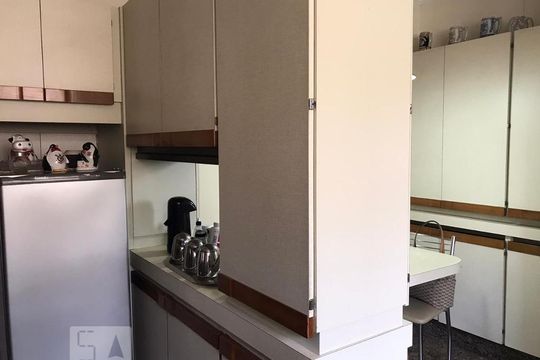 Cozinha de apartamento à venda com 3 quartos, 239m² em Vila Andrade, São Paulo