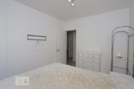 Quarto de apartamento para alugar com 1 quarto, 70m² em Copacabana, Rio de Janeiro