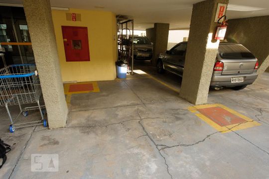 Vaga de Garagem de apartamento à venda com 1 quarto, 45m² em Centro, Campinas