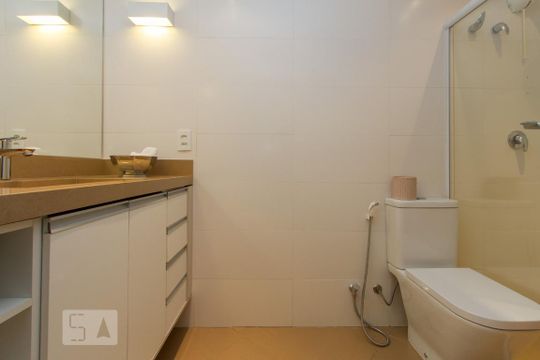 Banheiro 3 de apartamento à venda com 4 quartos, 350m² em Santa Cecília, São Paulo