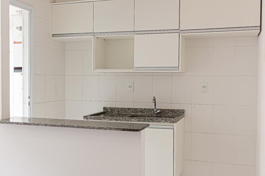 Cozinha de apartamento à venda com 2 quartos, 46m² em Vila Caraguatá, São Paulo