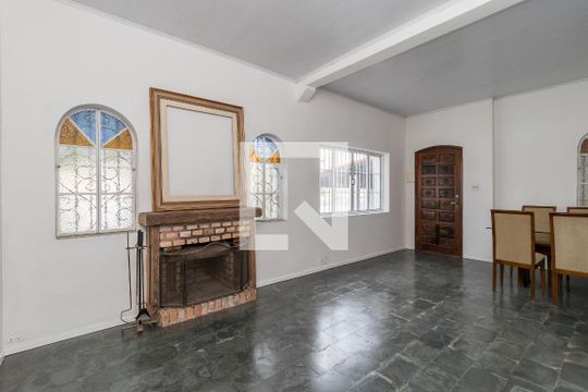 Sala de casa à venda com 4 quartos, 300m² em Núcleo Colonial Barão de Jundiaí, Jundiaí