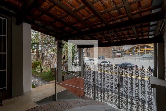 Garagem de casa à venda com 4 quartos, 300m² em Núcleo Colonial Barão de Jundiaí, Jundiaí