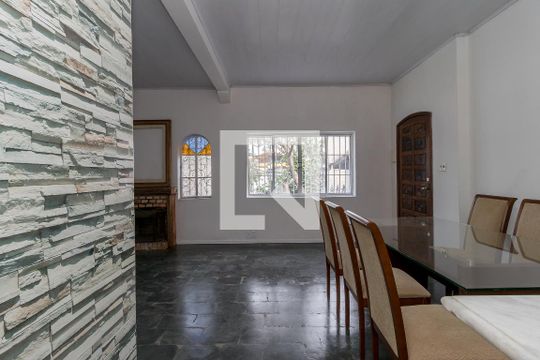 Sala de casa à venda com 4 quartos, 300m² em Núcleo Colonial Barão de Jundiaí, Jundiaí