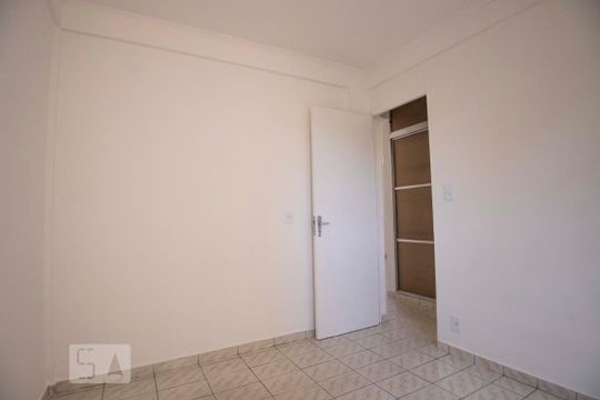 quarto 2 de apartamento para alugar com 2 quartos, 51m² em Parque Residencial Vila União, Campinas