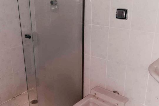 Banheiro de apartamento para alugar com 3 quartos, 96m² em Baeta Neves, São Bernardo do Campo