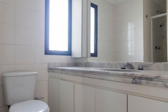 Banheiro Social de apartamento para alugar com 3 quartos, 85m² em Jardim Brasil (zona Sul), São Paulo