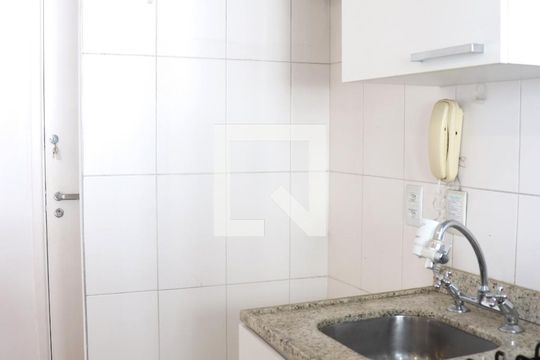 Cozinha de apartamento à venda com 1 quarto, 40m² em Pinheiros, São Paulo