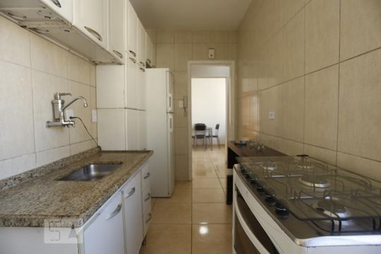 Cozinha de apartamento à venda com 1 quarto, 50m² em Bela Vista, São Paulo