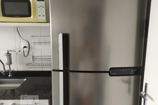 Cozinha de apartamento para alugar com 2 quartos, 44m² em Água Branca, São Paulo