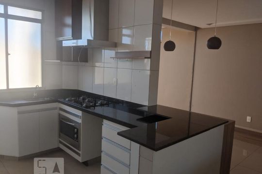 Cozinha de apartamento à venda com 3 quartos, 110m² em Planalto, Belo Horizonte