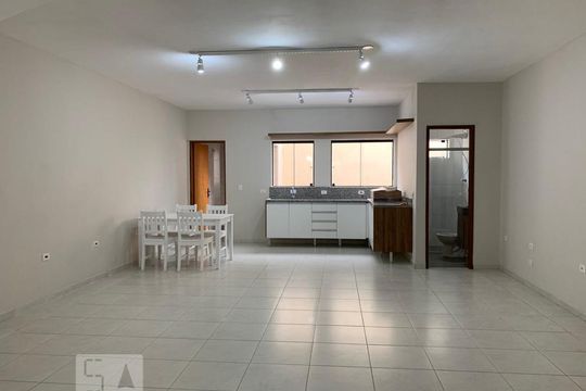 Apartamento para alugar com 2 quartos, 75m² em Vila Santa Virginia, São Paulo