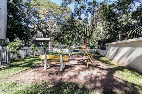 Área Comum - Playground de apartamento para alugar com 3 quartos, 103m² em Jardim Lindóia, Porto Alegre