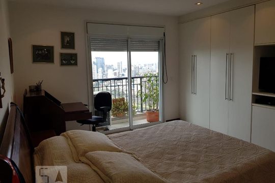 Apartamento para alugar com 3 quartos, 250m² em Jardim Fonte do Morumbi, São Paulo