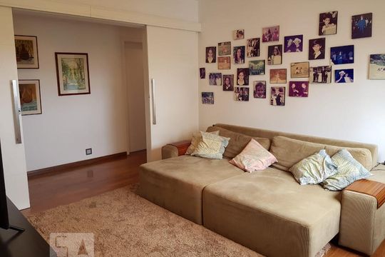 Apartamento para alugar com 3 quartos, 250m² em Jardim Fonte do Morumbi, São Paulo