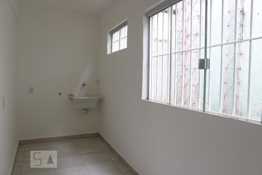 Área de Serviço de casa para alugar com 6 quartos, 200m² em Guará I, Brasília